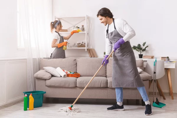 equipe de limpeza residencial